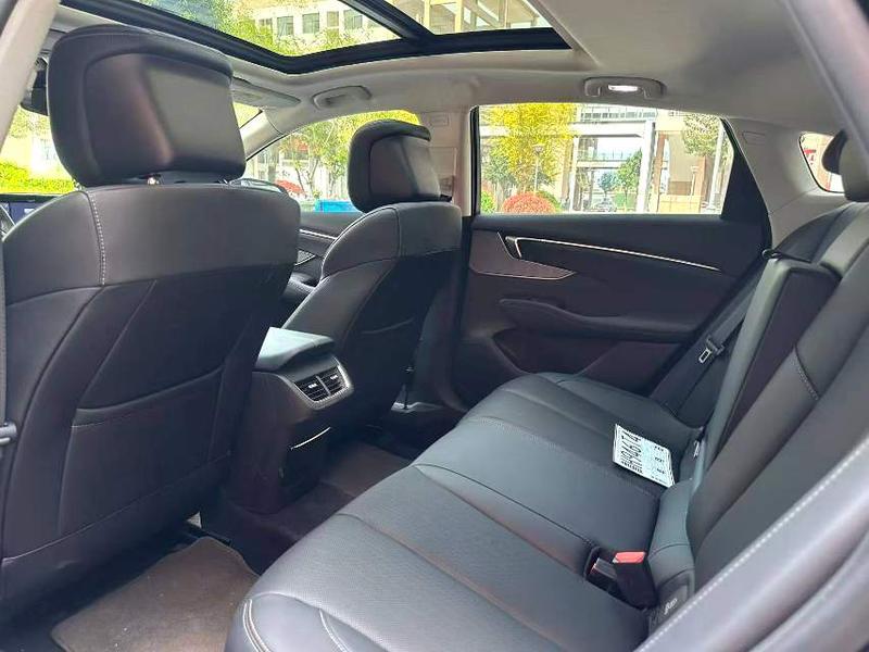 Buick LaCrosse, 2025 — фото 10 из 11