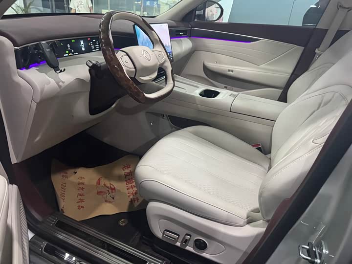 Dongfeng Aeolus L8, 2025 — фото 7 из 9