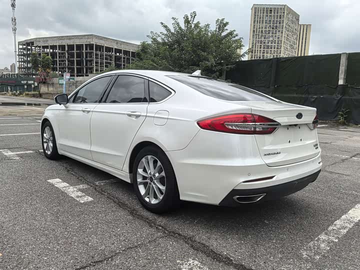 Ford Mondeo, 2022 — фото 4 из 9