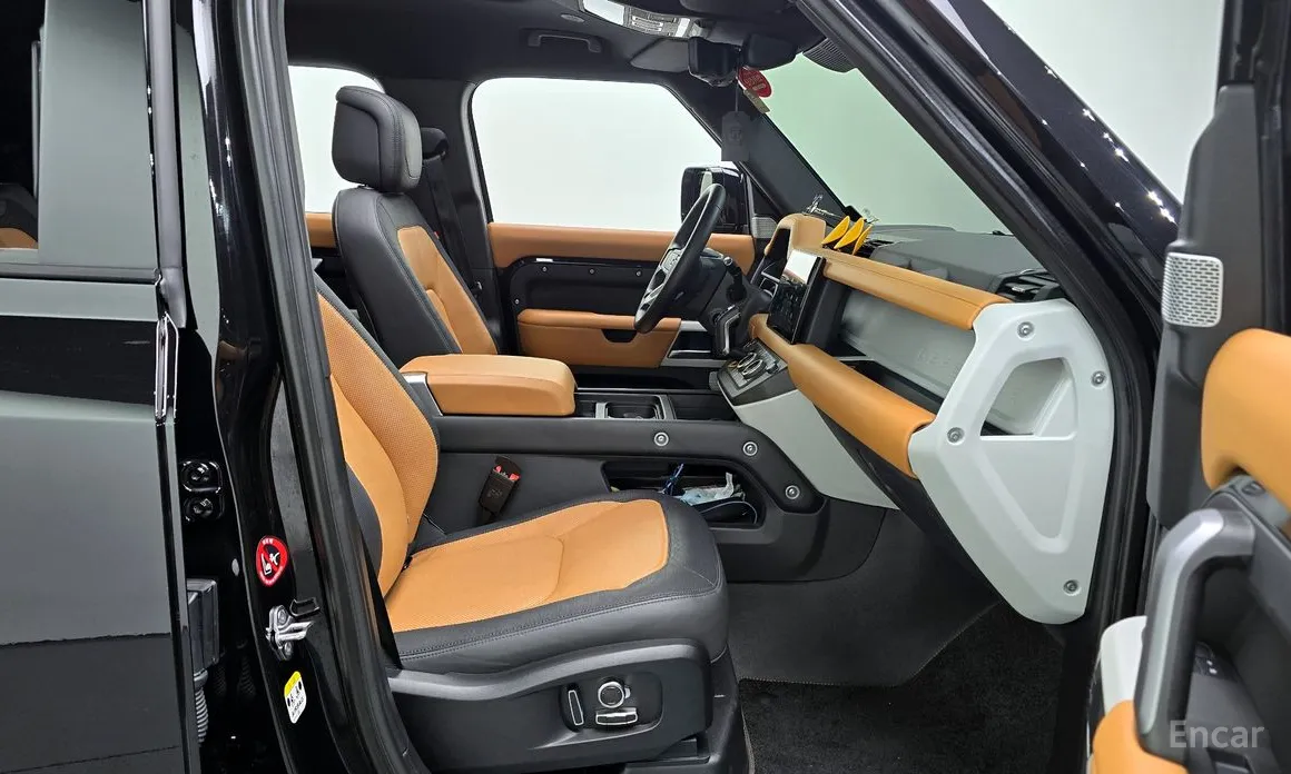 Land Rover Defender, 2023 — фото 10 из 12