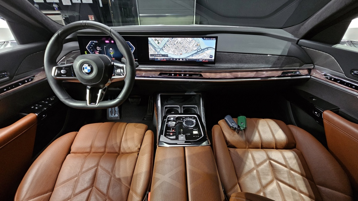 BMW 7 Series, 2022 — фото 6 из 12