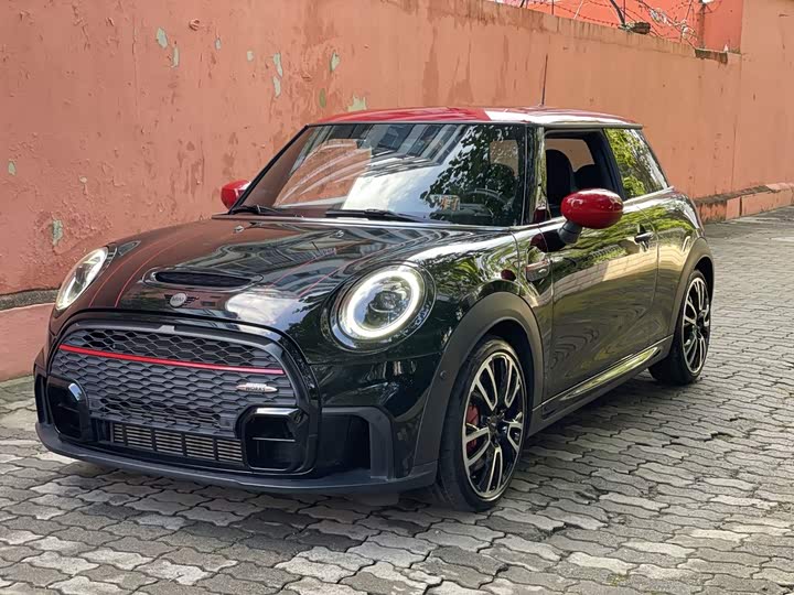Mini Mini JCW, 2021 — фото 2 из 9