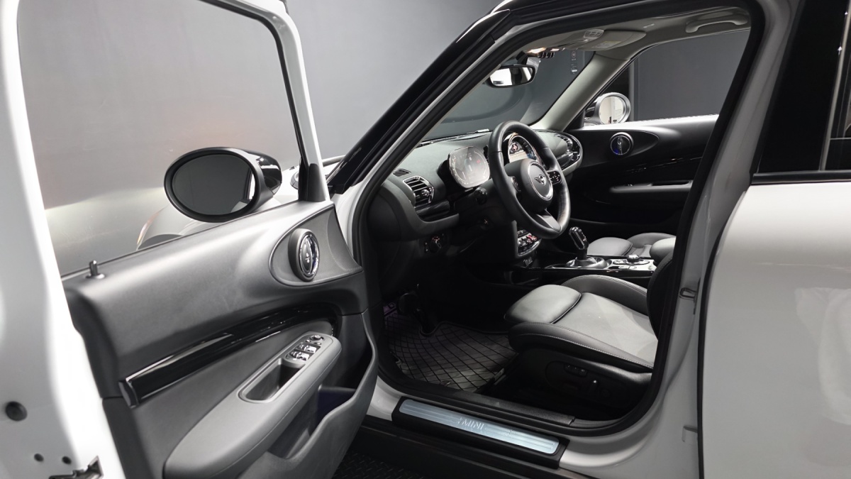Mini Clubman, 2024 — фото 10 из 12
