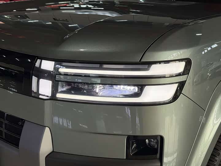 BYD FangChengBao Titanium 7 (Tai 7), 2025 — фото 8 из 9