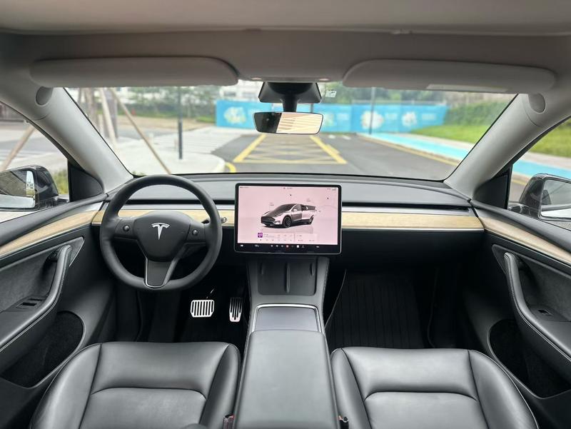 Tesla Model Y, 2023 — фото 6 из 10