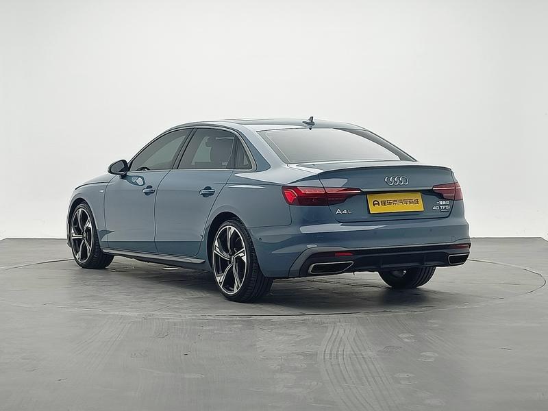 Audi A4L, 2022 — фото 5 из 12