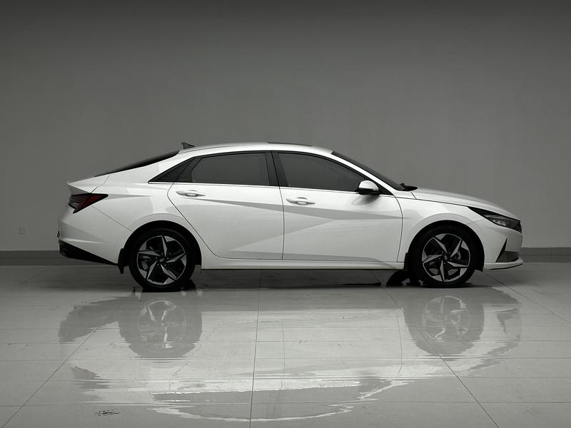 Hyundai Elantra N line, 2023 — фото 8 из 12