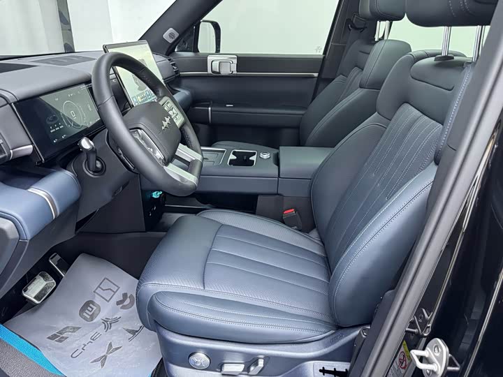 BYD FangChengBao Titanium 7 (Tai 7), 2025 — фото 8 из 9