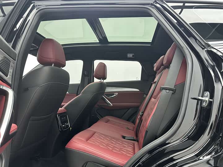 Jetour X70 Plus, 2023 — фото 6 из 9