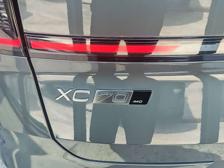Volvo XC70 Hybrid, 2025 — фото 7 из 9