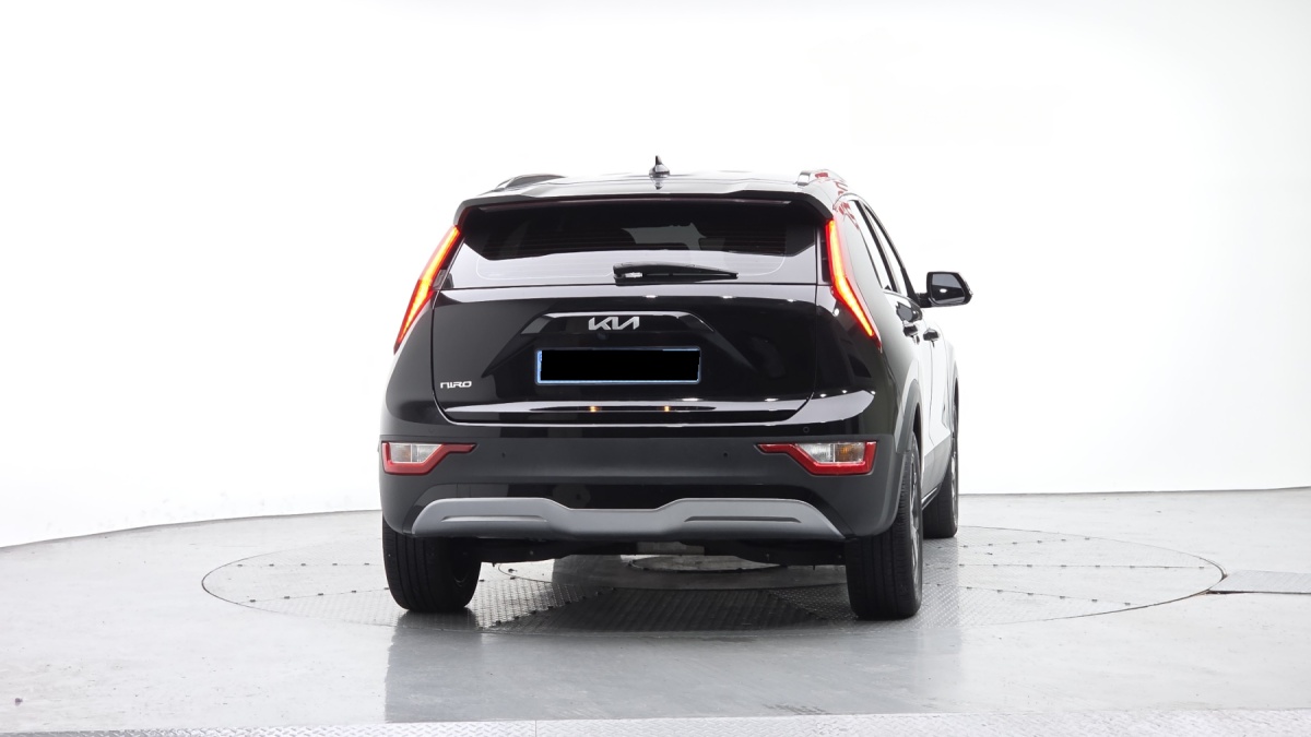 Kia Niro, 2022 — фото 4 из 12