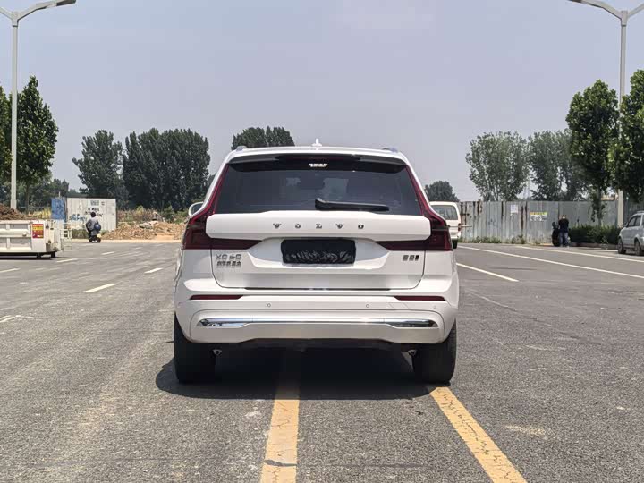 Volvo XC60, 2025 — фото 2 из 9