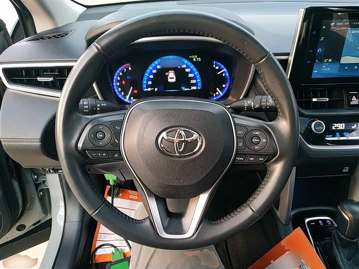 Toyota Corolla Cross, 2021 — фото 11 из 12
