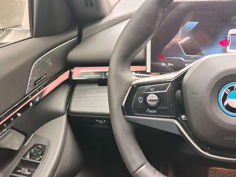 BMW i5, 2024 — фото 10 из 12