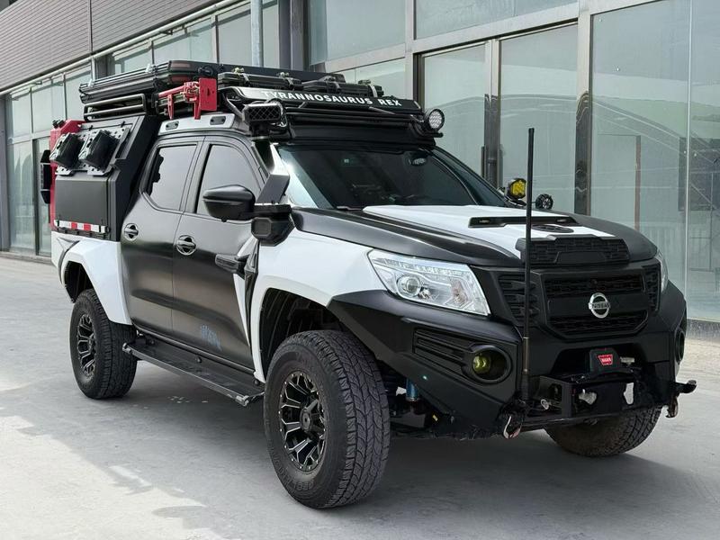 Nissan Navara, 2024 — фото 3 из 11