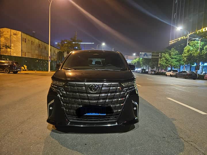 Toyota Alphard, 2024 — купить в Саранске под ключ