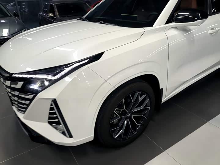 Changan UNI-Z, 2025 — купить в Иванове под ключ