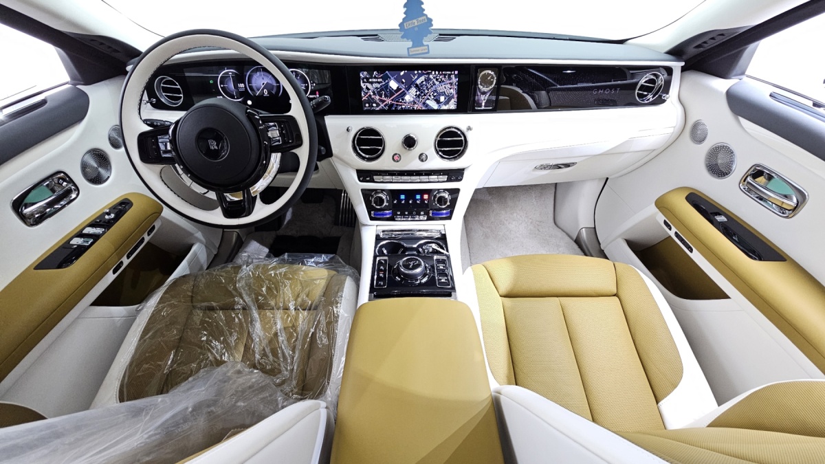 Rolls-Royce Ghost, 2025 — фото 6 из 12
