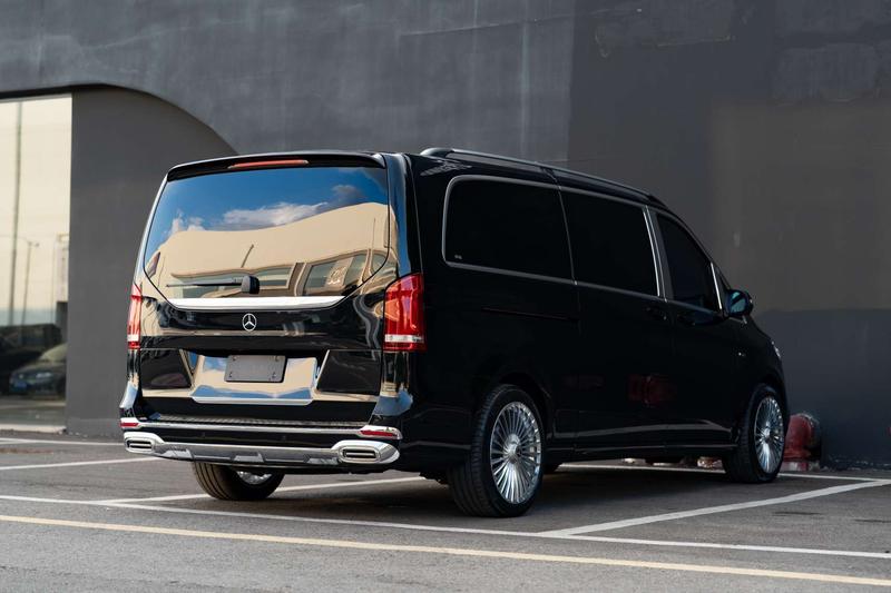 Mercedes-Benz V-Class, 2023 — фото 6 из 12