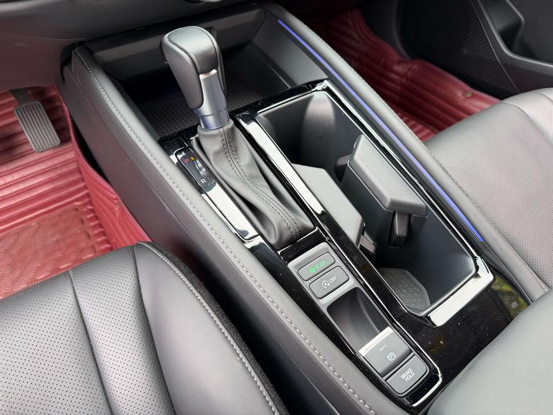 Honda Accord, 2023 — фото 8 из 12