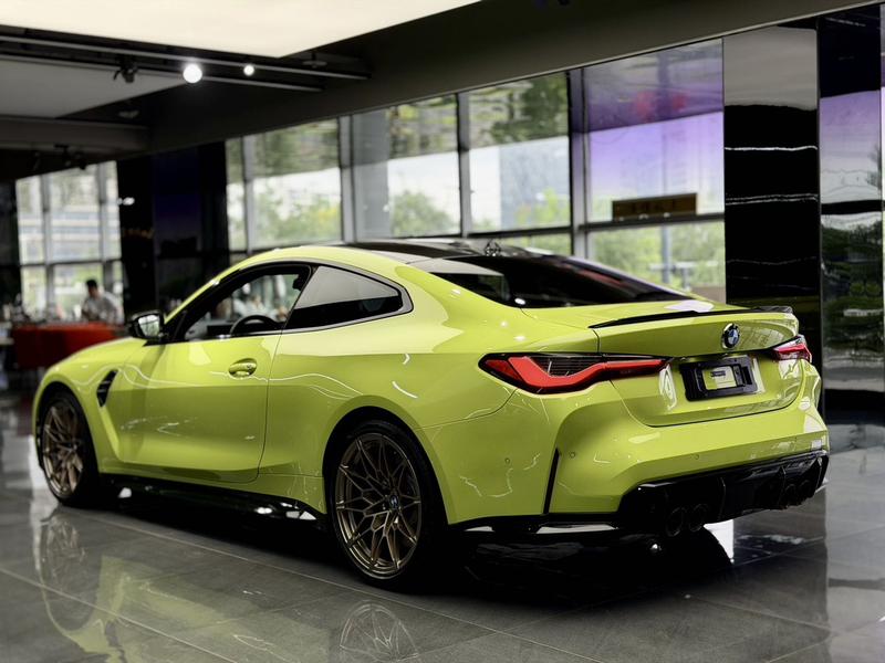 BMW M4, 2024 — фото 4 из 10