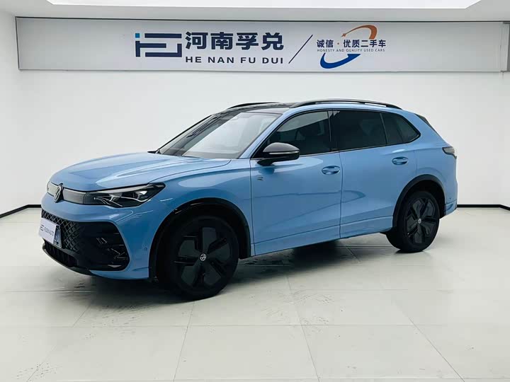 Volkswagen Tiguan L Pro, 2024 — купить в Иванове под ключ