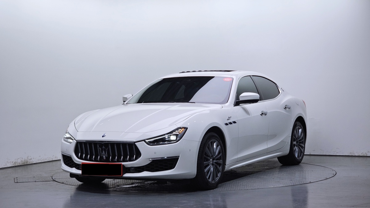 Maserati Ghibli, 2022 — купить в Ульяновске под ключ