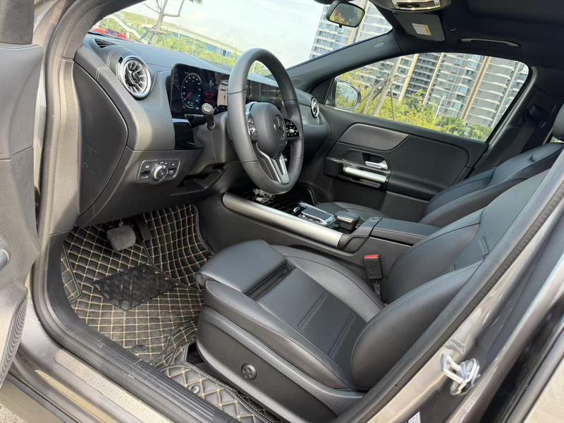 Mercedes-Benz EQA, 2023 — фото 8 из 10