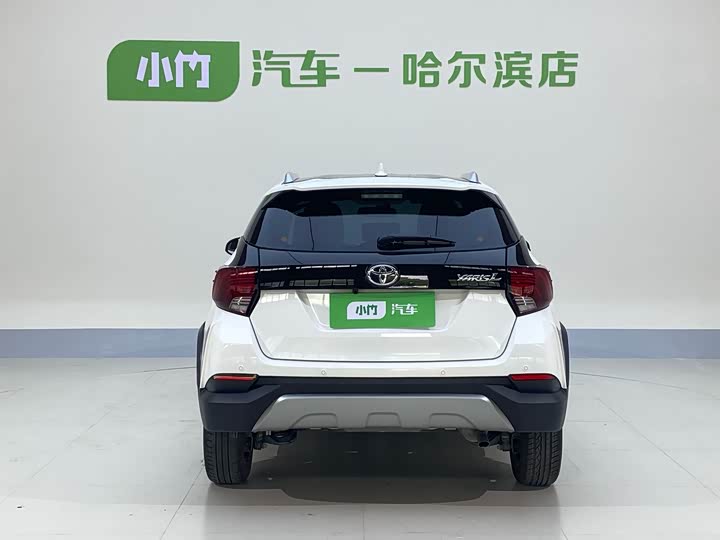 Toyota Yaris L Hatchback, 2021 — фото 6 из 9