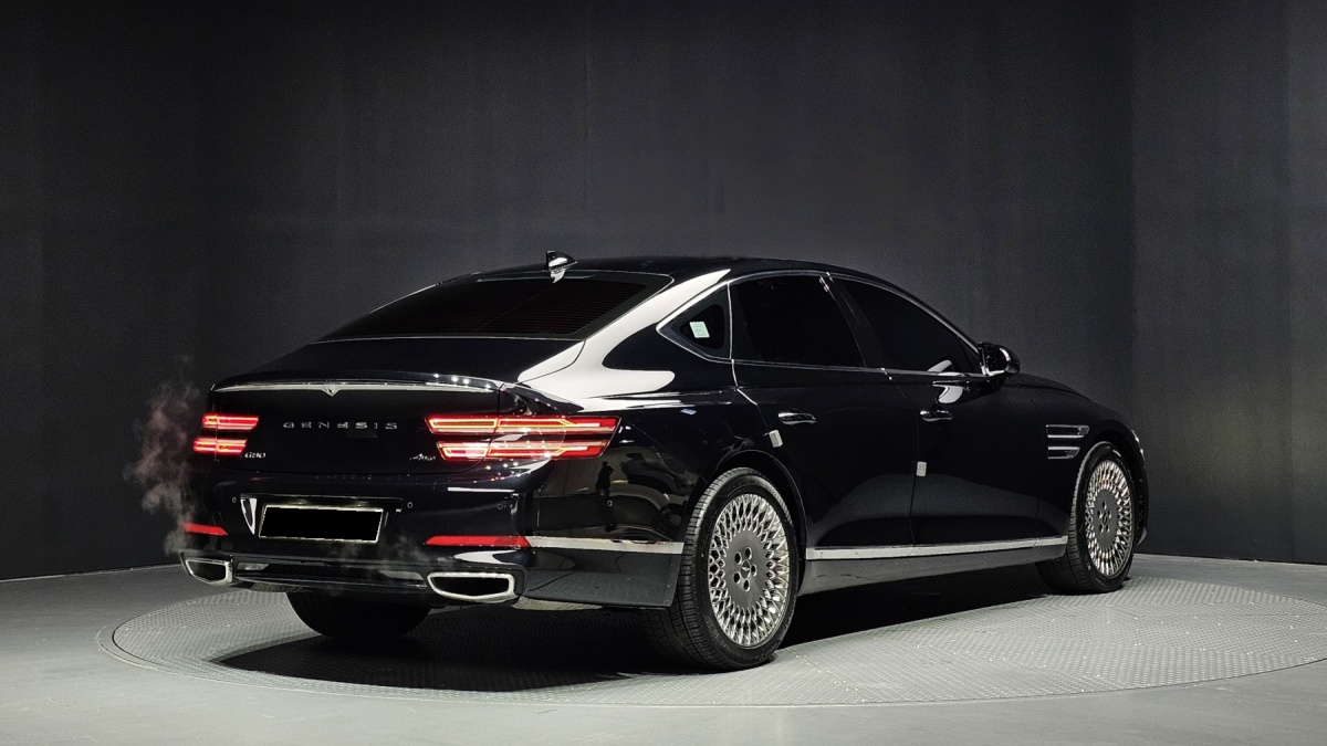Genesis G80, 2022 — фото 2 из 12