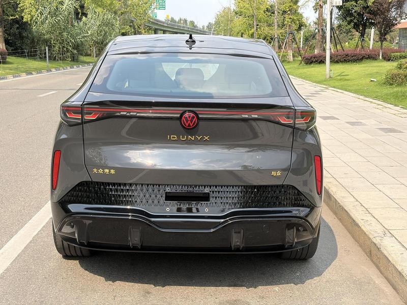 Volkswagen ID.Unyx 06, 2025 — фото 5 из 12