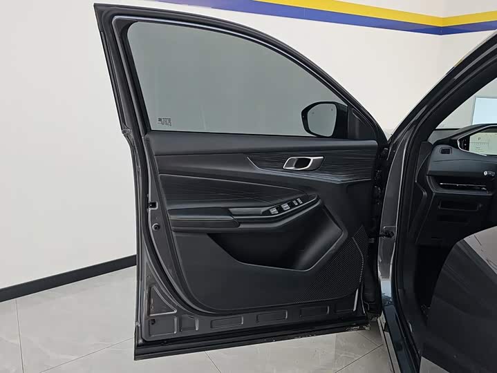 Changan Qiyuan (Nevo) Q05 Classic, 2025 — фото 7 из 9