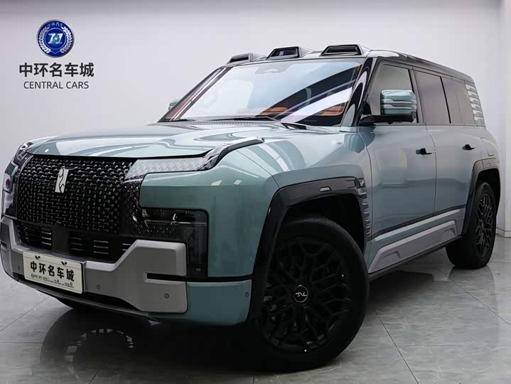 BYD Yangwang U8, 2024 — купить в Курске под ключ