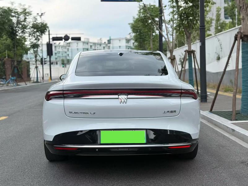 Buick Electra L7, 2025 — фото 4 из 10