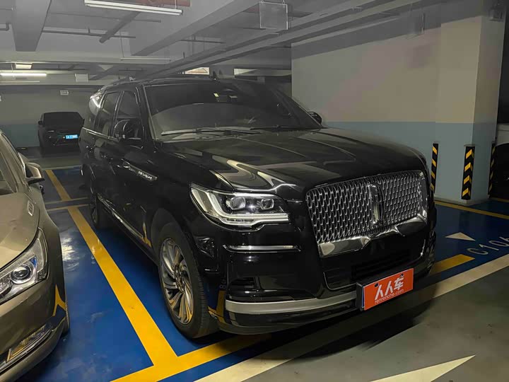 Lincoln Navigator, 2023 — фото 2 из 9