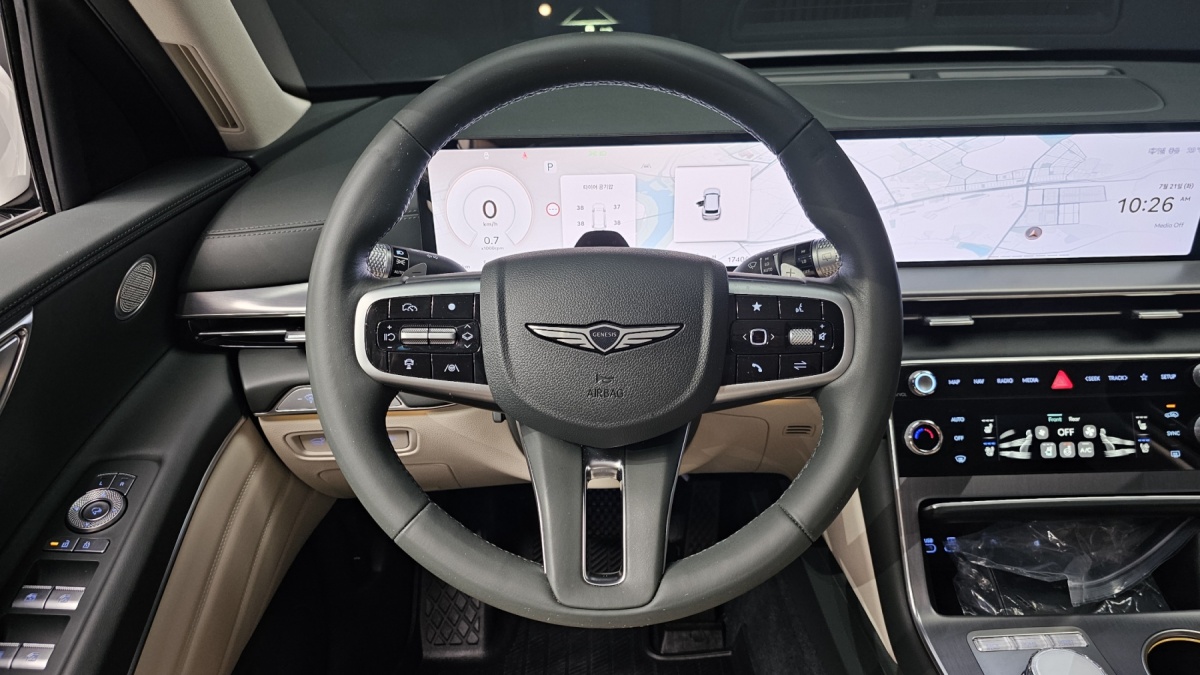 Genesis GV80, 2023 — фото 12 из 12