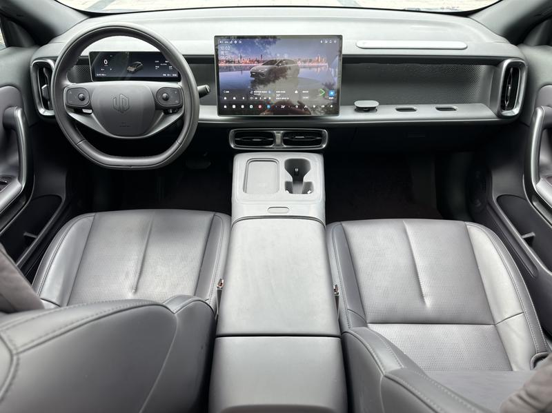Leapmotor Lafa5, 2025 — фото 7 из 12