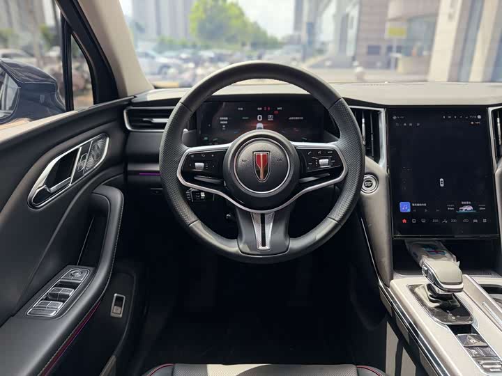 Hongqi HS7 Hybrid, 2025 — фото 8 из 9