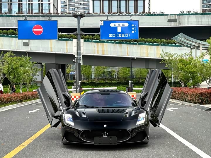 Maserati MC20, 2022 — купить в Самаре под ключ