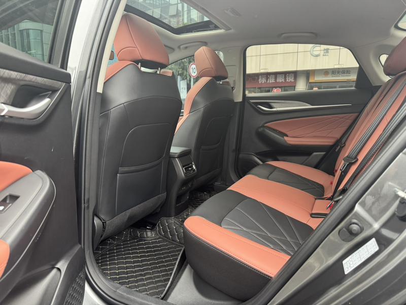 Changan Eado Plus, 2025 — фото 7 из 8