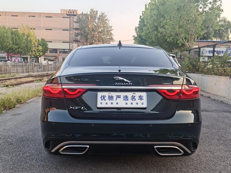Jaguar XF L, 2023 — фото 6 из 12