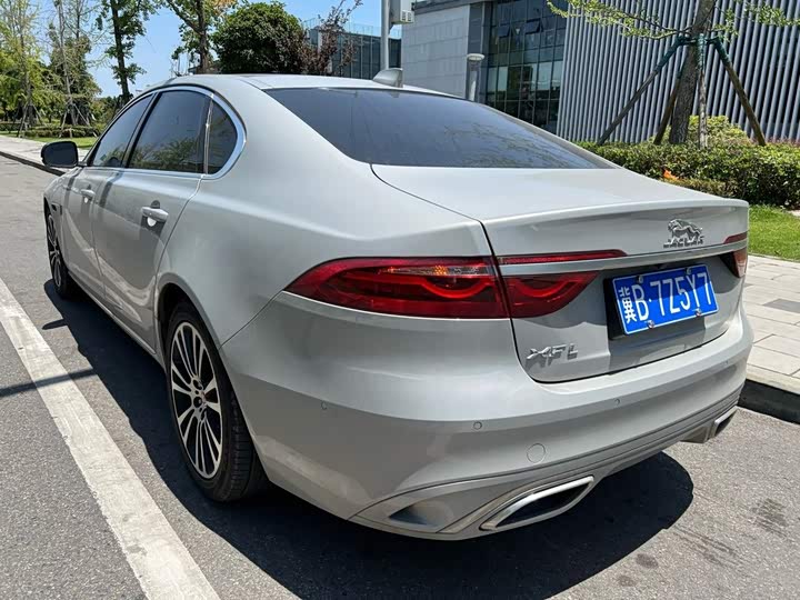 Jaguar XF L, 2024 — фото 6 из 9