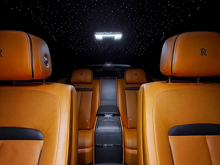 Rolls-Royce Cullinan, 2022 — фото 7 из 9