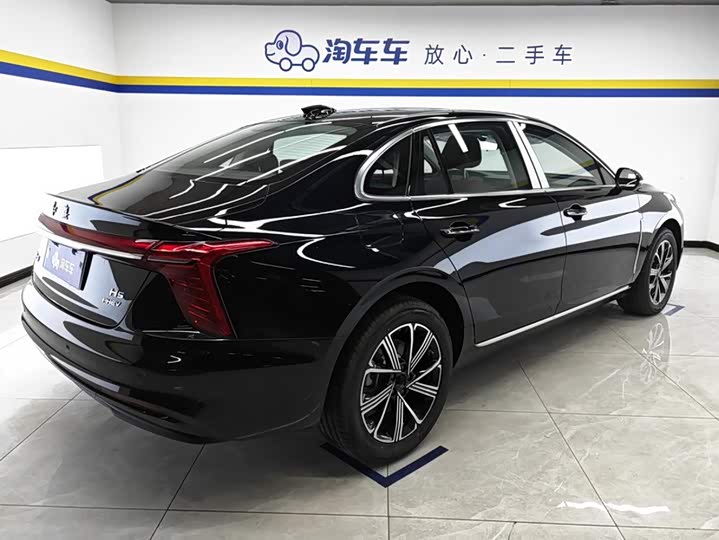 Hongqi H5 Hybrid, 2026 — фото 3 из 9