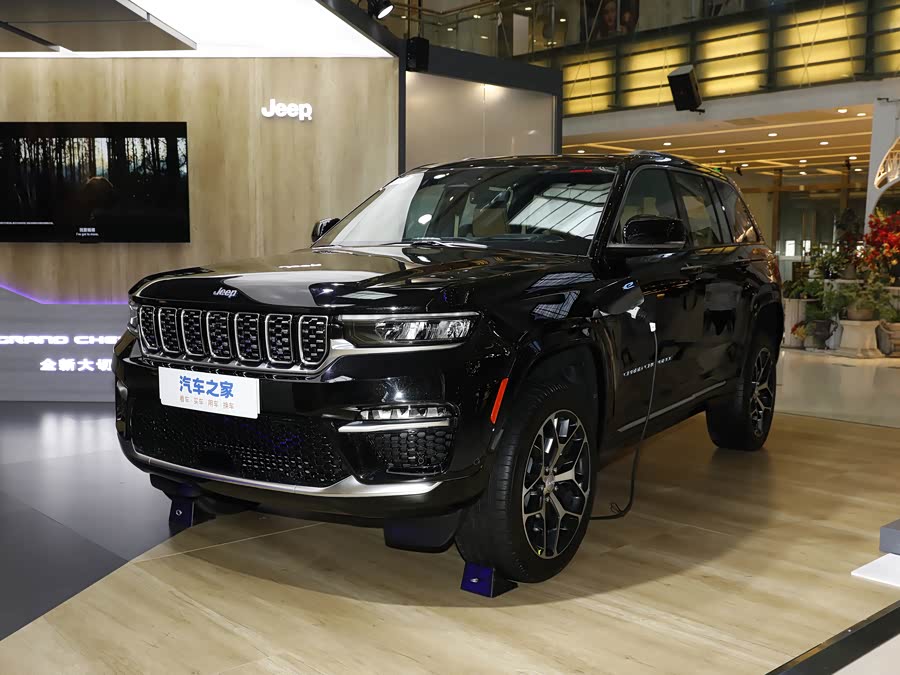 Jeep Grand Cherokee Hybrid, 2026 — купить в Иванове под ключ