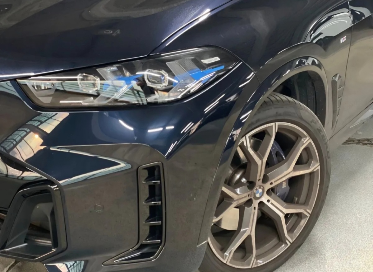 BMW X5, 2025 — фото 4 из 9