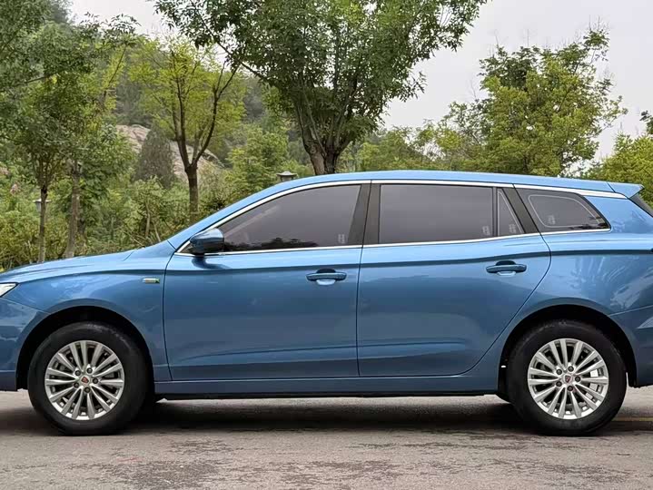 Roewe Ei5, 2022 — фото 4 из 9