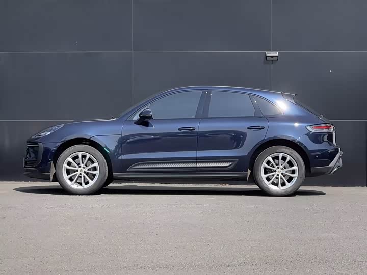 Porsche Macan, 2022 — фото 5 из 9