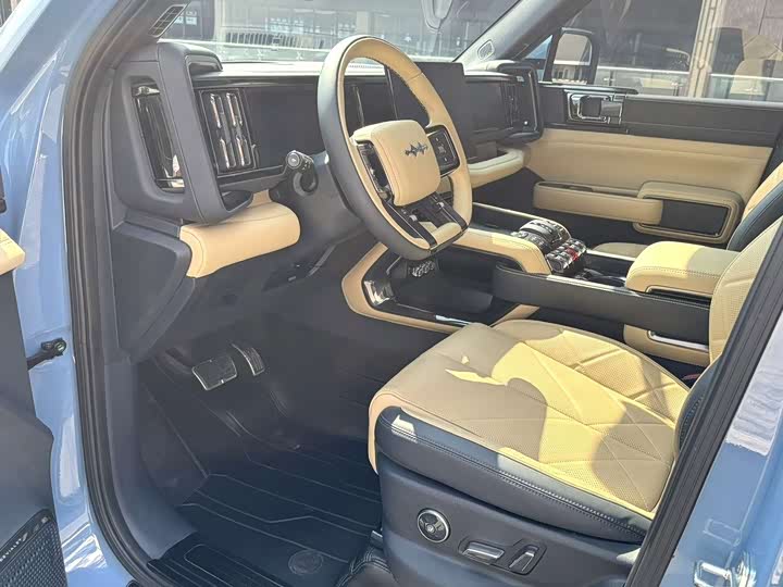 BYD FangChengBao Leopard 5, 2023 — фото 4 из 9