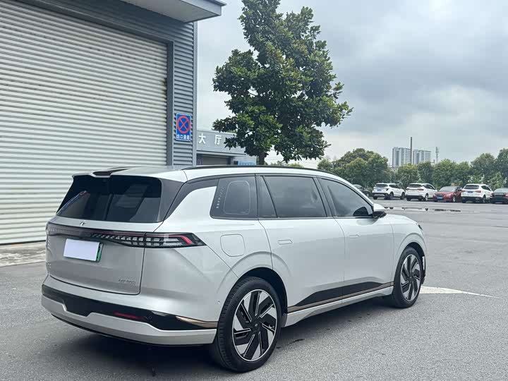 Dongfeng Yipai eπ 008, 2024 — фото 9 из 9